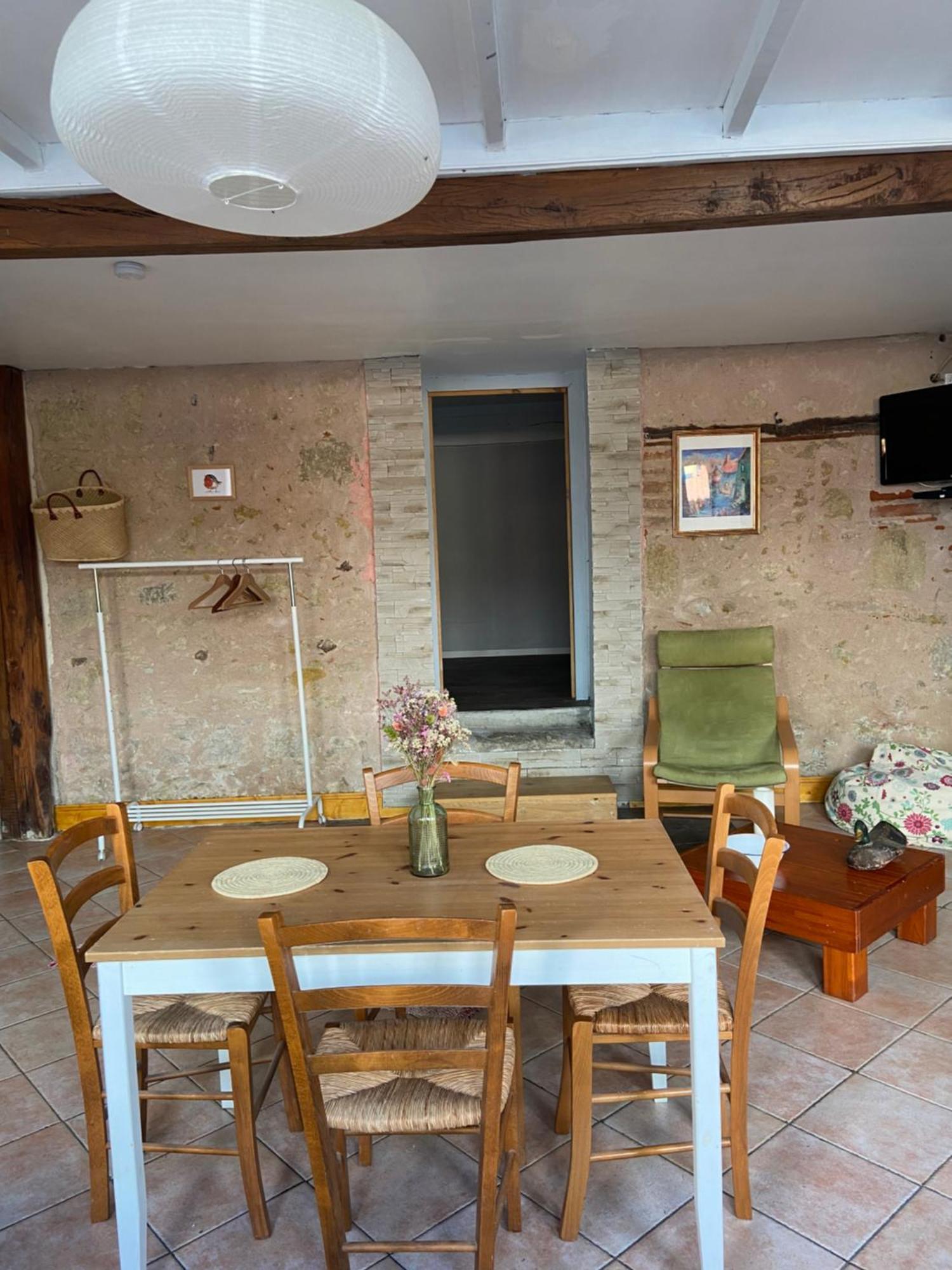 3 Pieces Rdc Plein Centre * Marciac